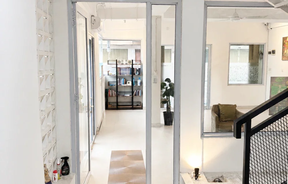 Gallery Picture